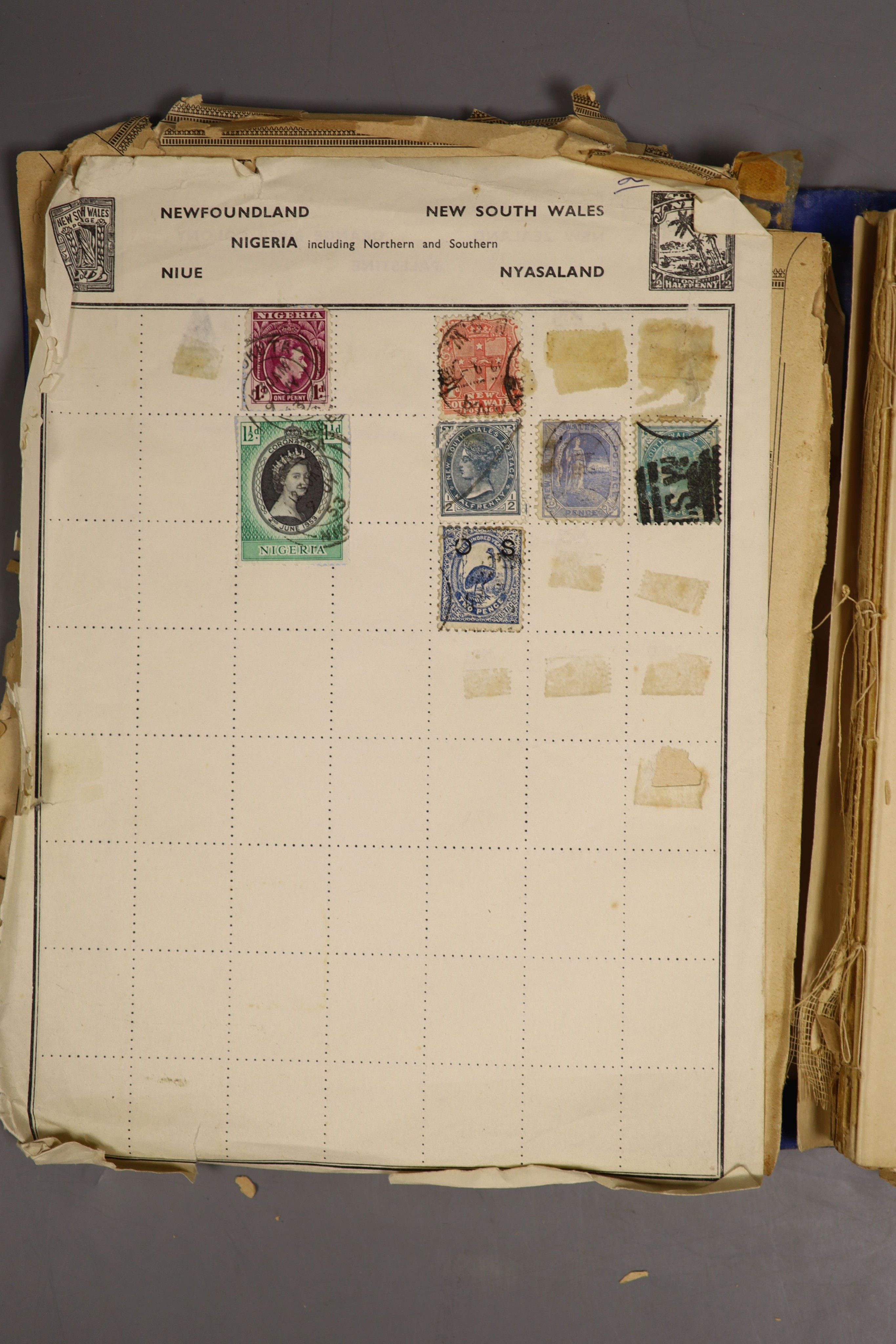 A quantity of world stamps